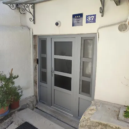 Studio Apartman Fondo Split Exterior photo